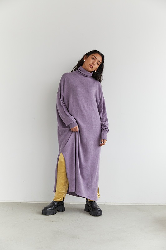 タートルネックロングニットワンピース Caveza Rosso カベサロッソ New Caveza Rosso タートルネックロングニットワンピース Caveza Rosso カベサロッソ New Caveza Rosso