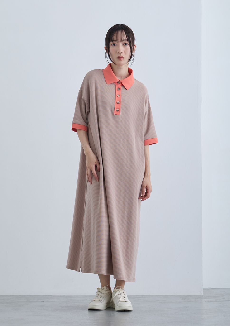 BRAND,LUIS MARI | Cour Carre an ONLINE STORE