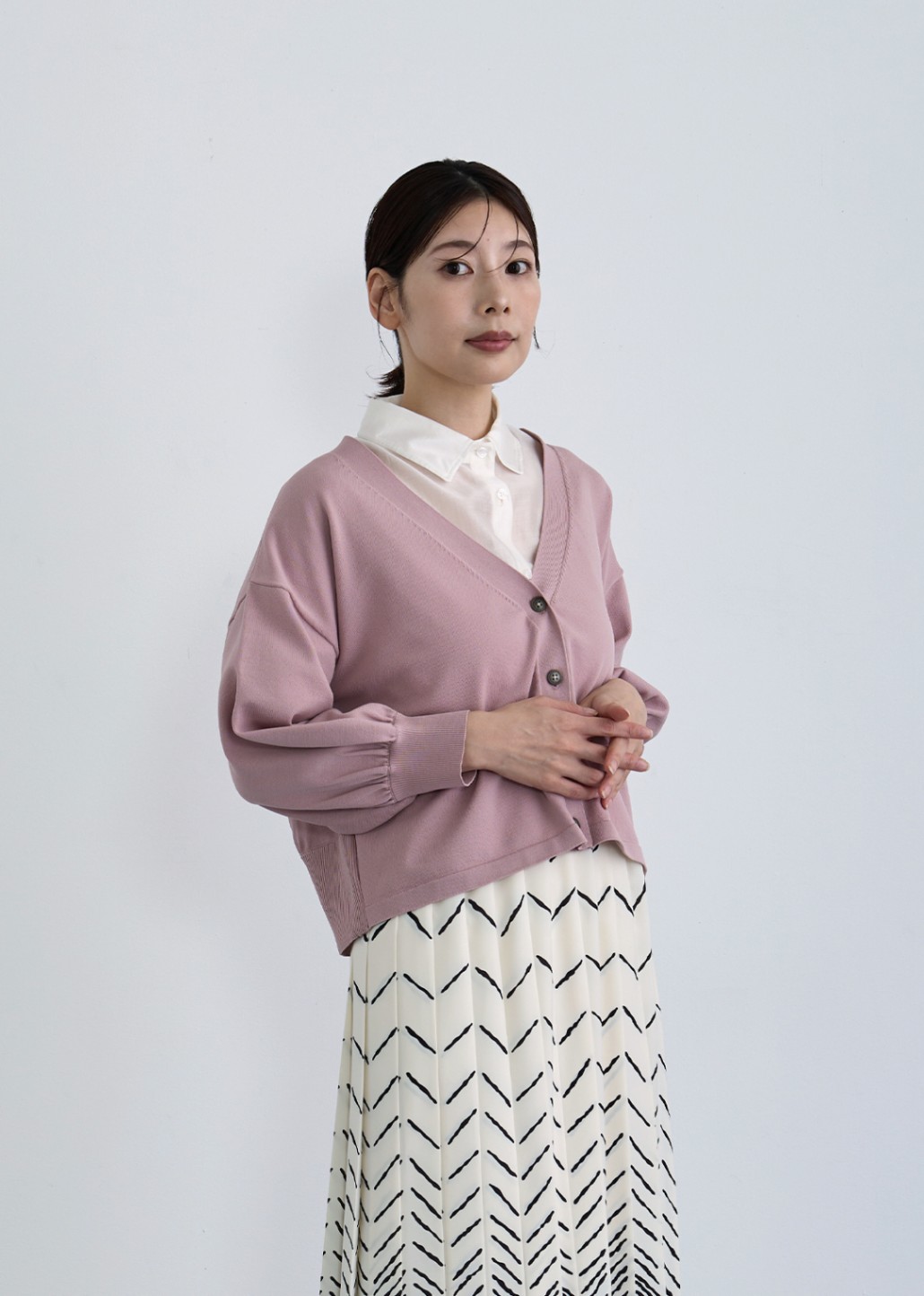 【KOOS】バック コンシャス カーディガン