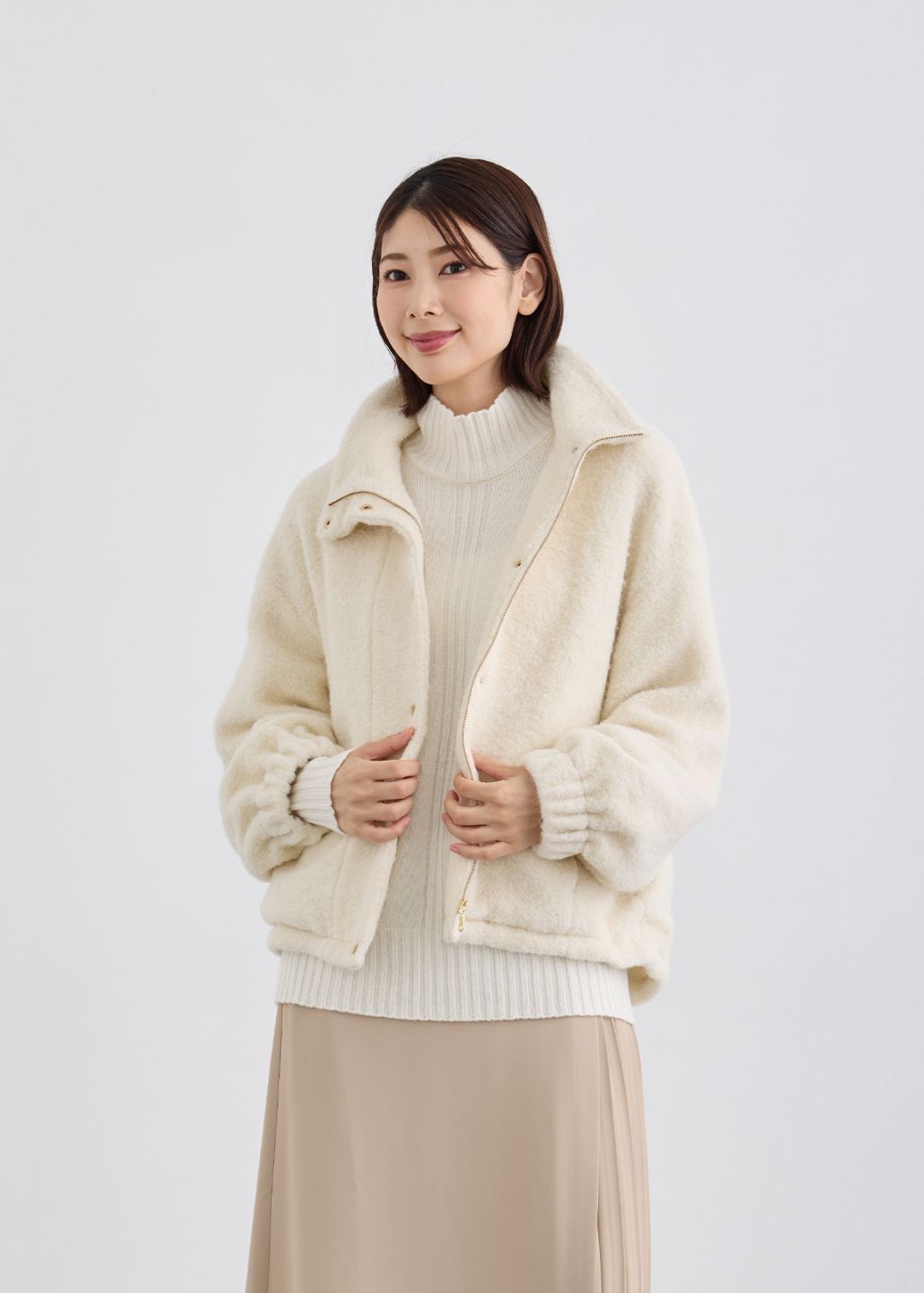 NEW ARRIVAL | Cour Carre an ONLINE STORE