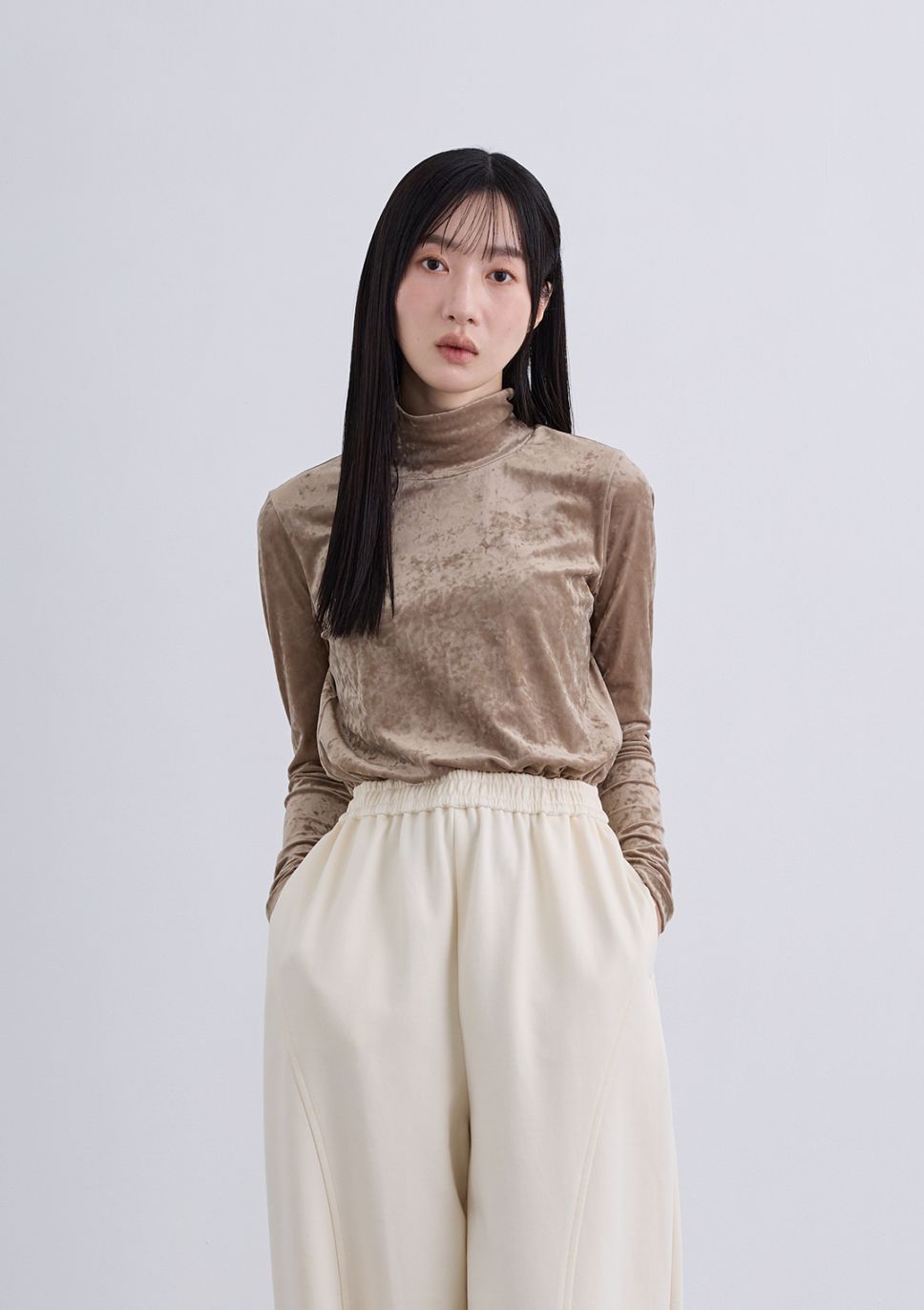 TOPS | Cour Carre an ONLINE STORE