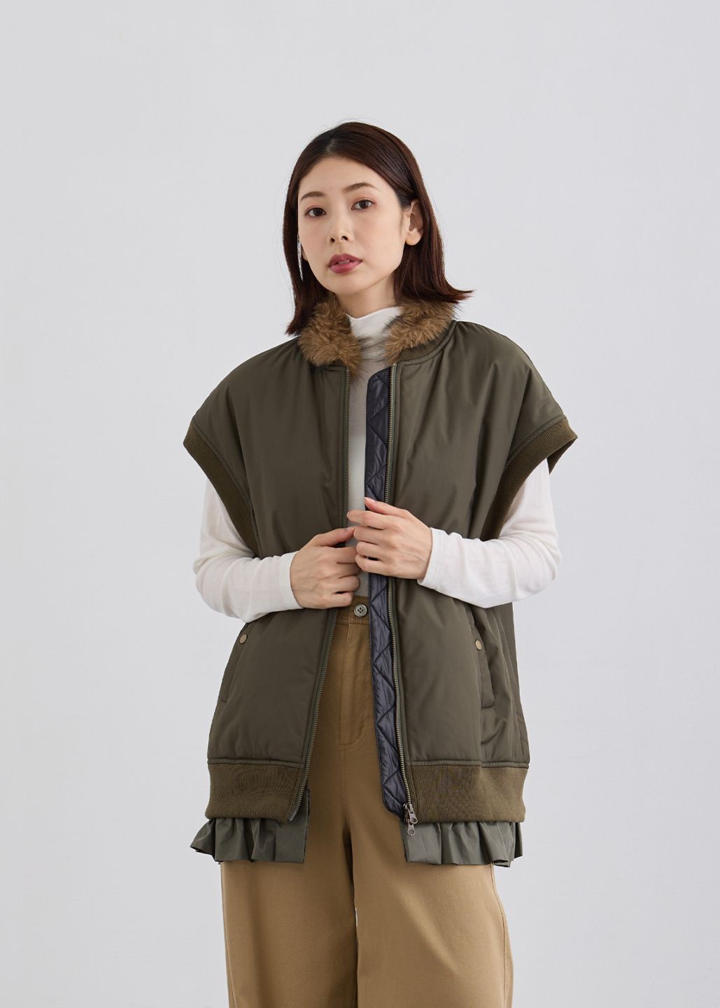 専用クールカレアン　ダウン　フェザー　ベスト　新品タグ付き　定価￥39600円 OUTER | Cour Carre an ONLINE STORE