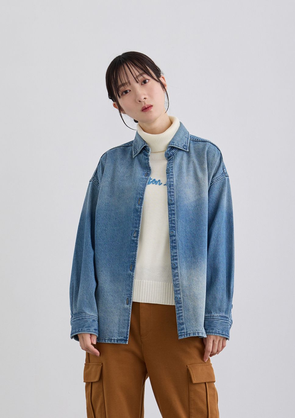 BRAND,LUIS MARI | Cour Carre an ONLINE STORE