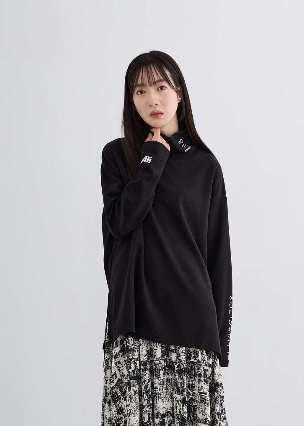 TOPS | Cour Carre an ONLINE STORE