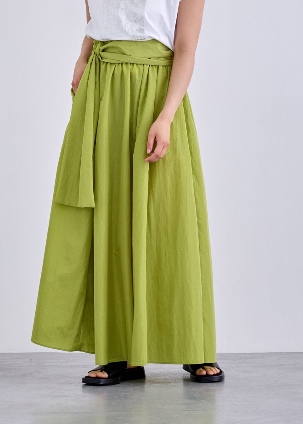 BOTTOMS | Cour Carre an ONLINE STORE