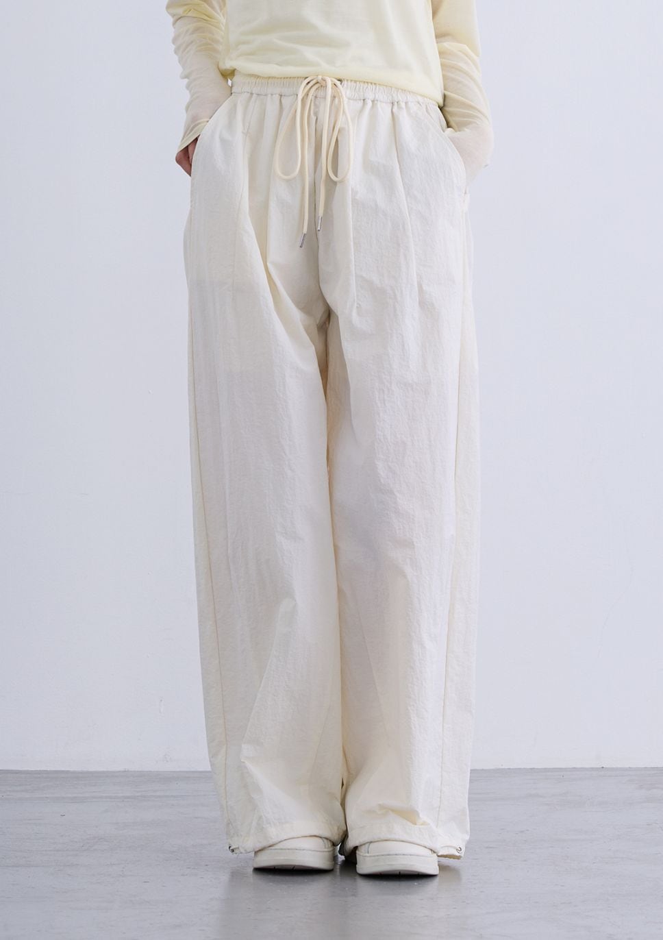 【neuf cent neuf】バレルレッグ ドライ パンツ