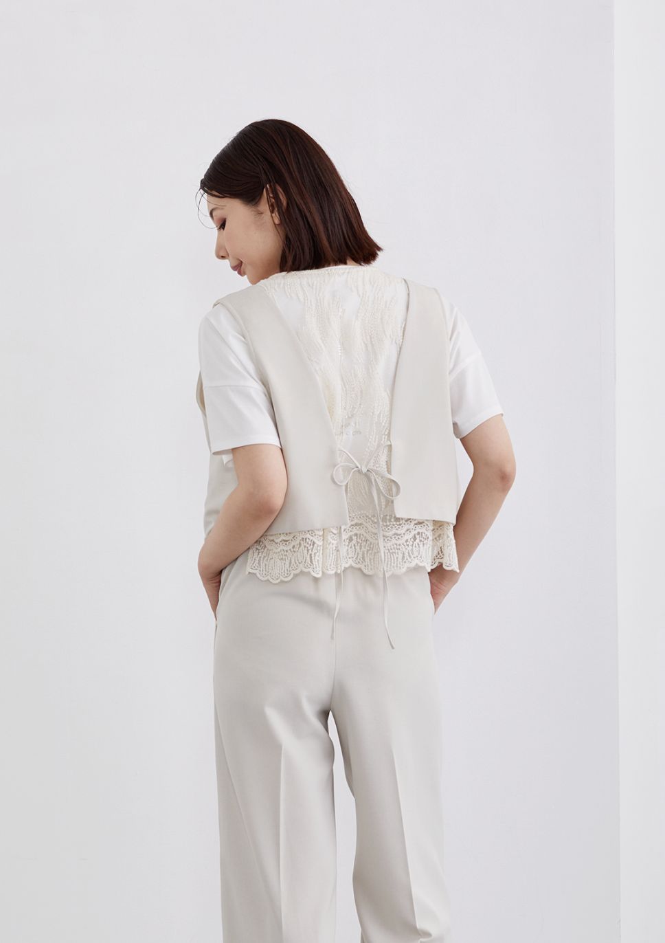 TOPS | Cour Carre an ONLINE STORE