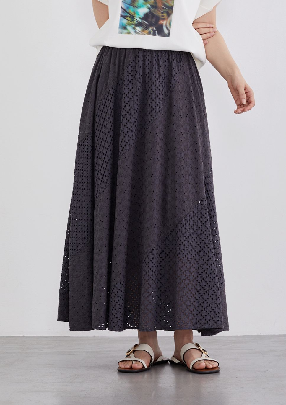 BOTTOMS | Cour Carre an ONLINE STORE