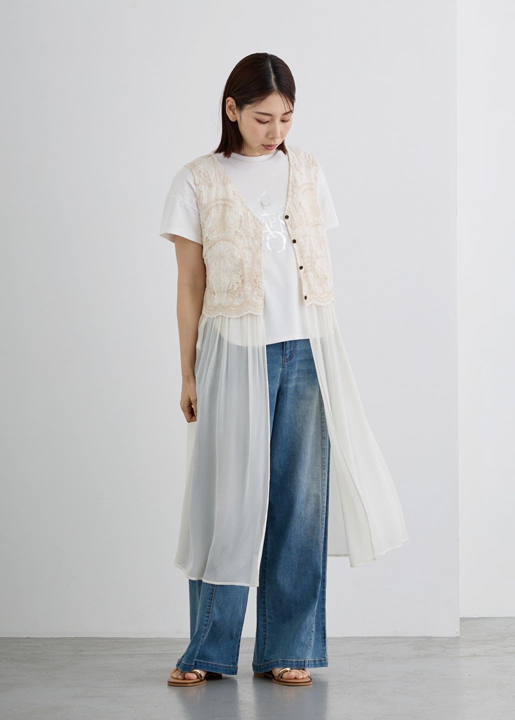 TOPS | Cour Carre an ONLINE STORE