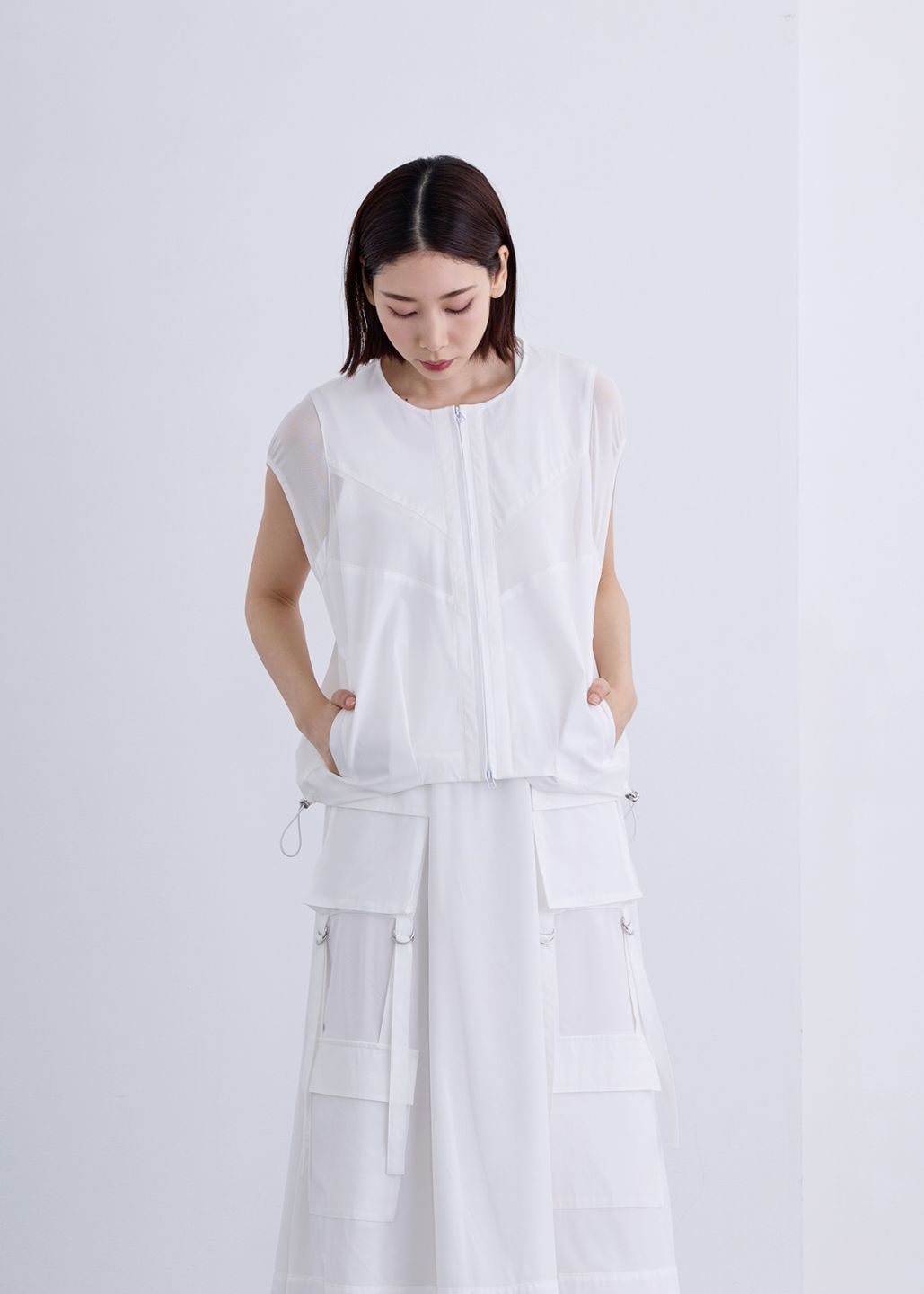 OUTER | Cour Carre an ONLINE STORE