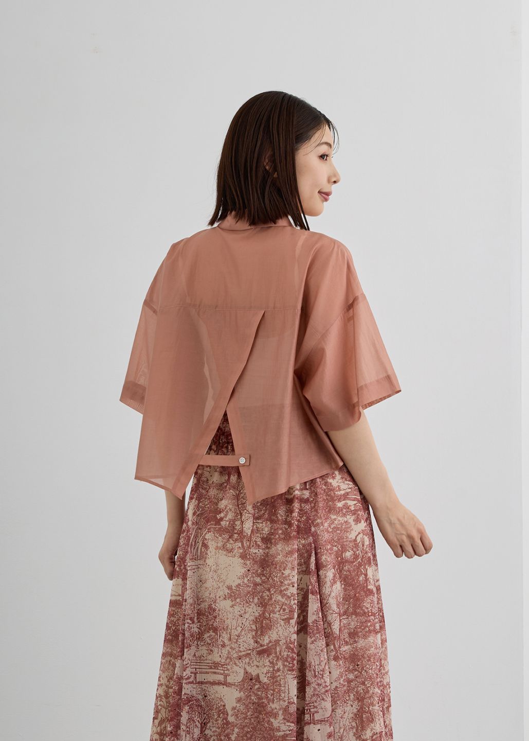 BRAND,KOOS | Cour Carre an ONLINE STORE