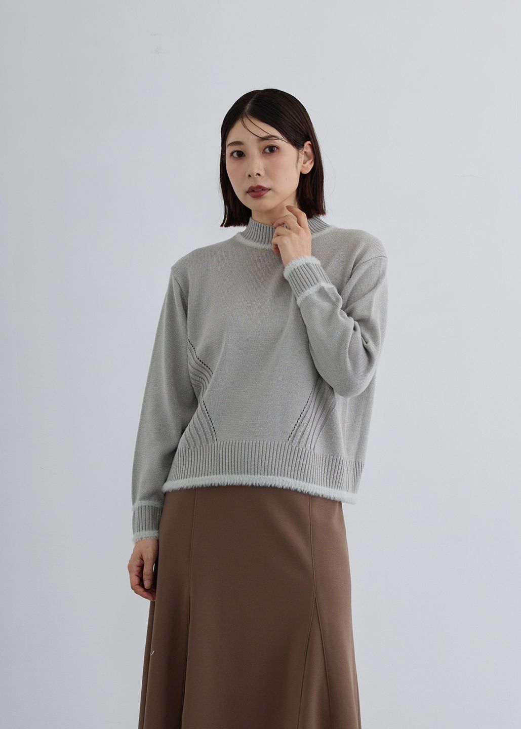 TOPS | Cour Carre an ONLINE STORE