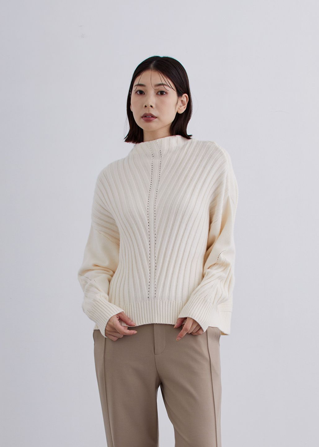 BRAND,KOOS | Cour Carre an ONLINE STORE