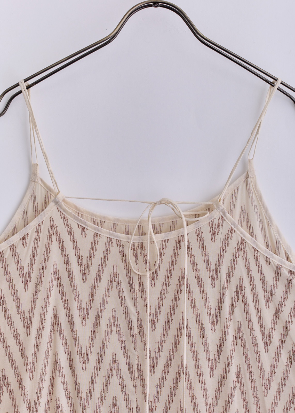 【neuf cent neuf】 シェブロンフォイルカットジャカードワンピース