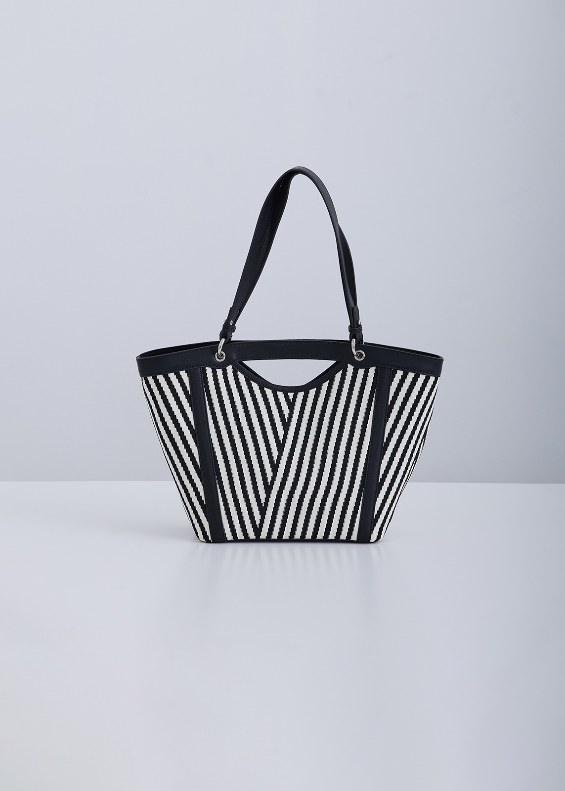 【PLUS an】ジャガード織り ワイド トート バッグ