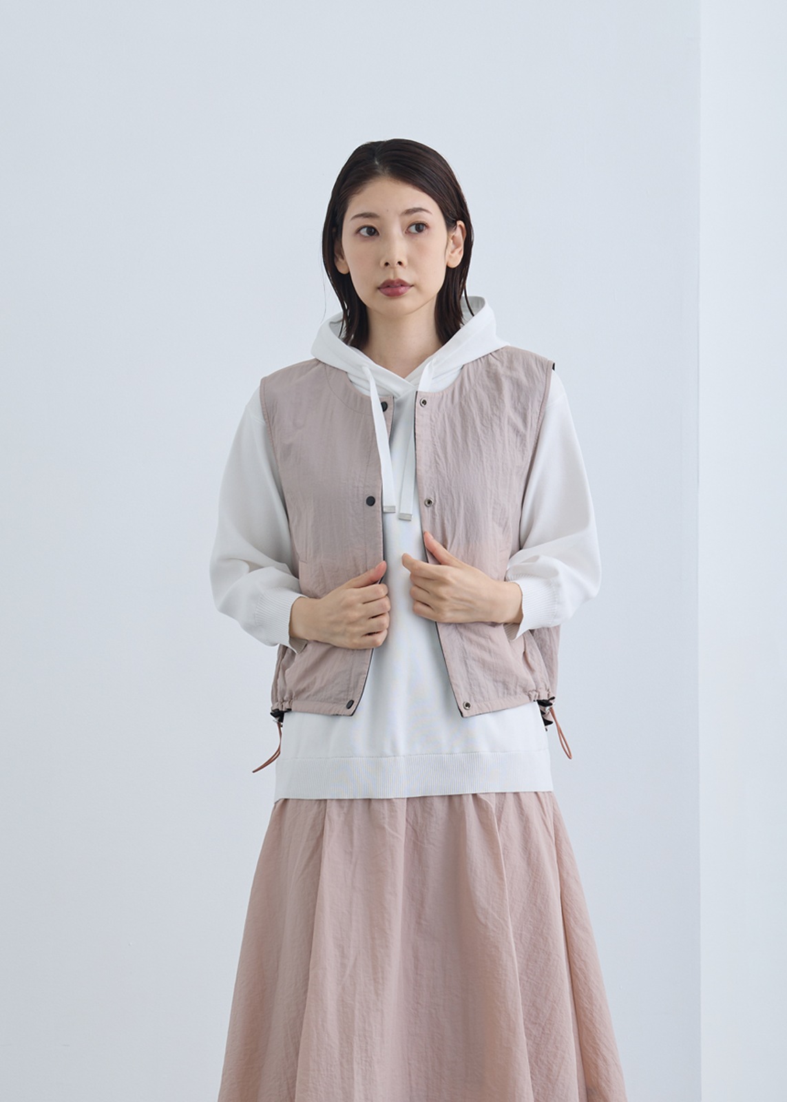 【Femicite】ラムレザーノーカラーベスト