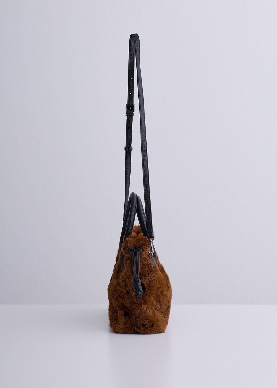 【PLUS an】エコファー アニマル バッグ〈ミディアム〉