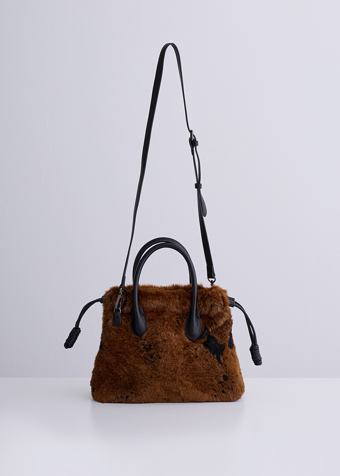 【PLUS an】エコファー アニマル バッグ〈ミディアム〉