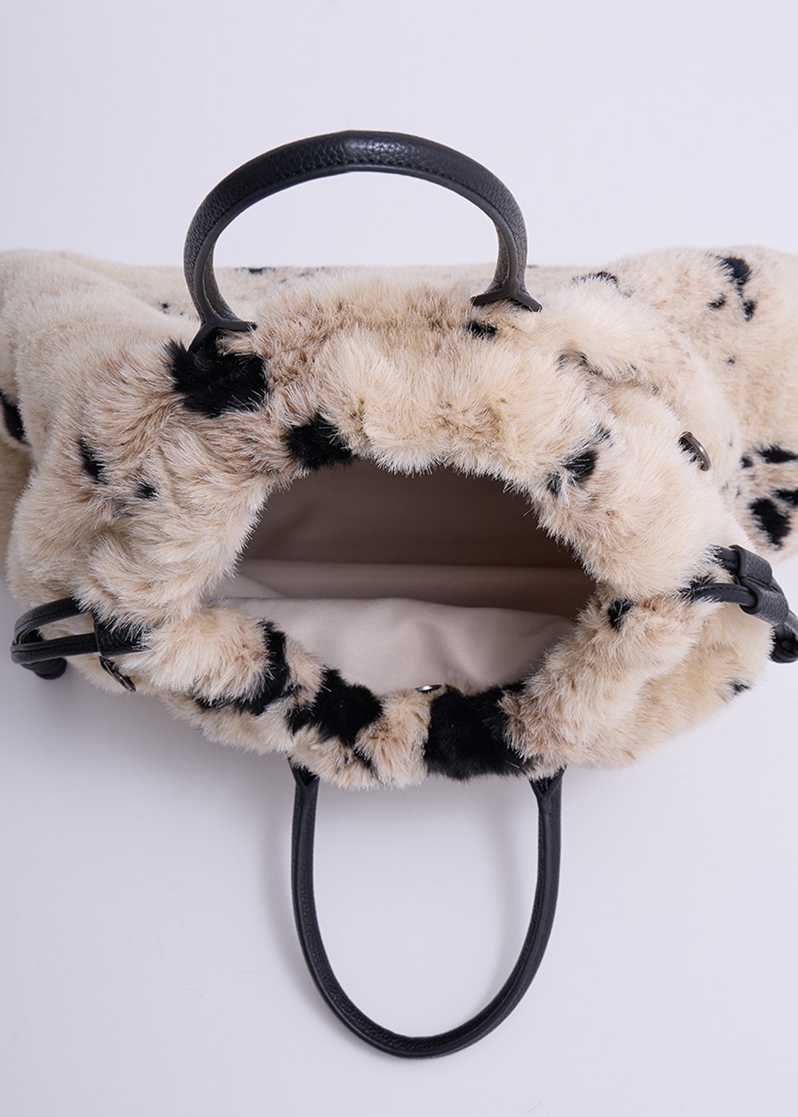 【PLUS an】エコファー アニマル バッグ〈ラージ〉