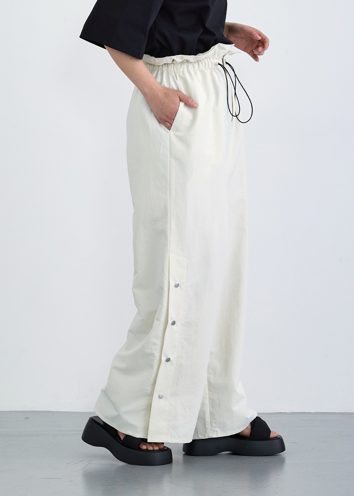 【neuf cent neuf】サスペンダー ワイド パンツ