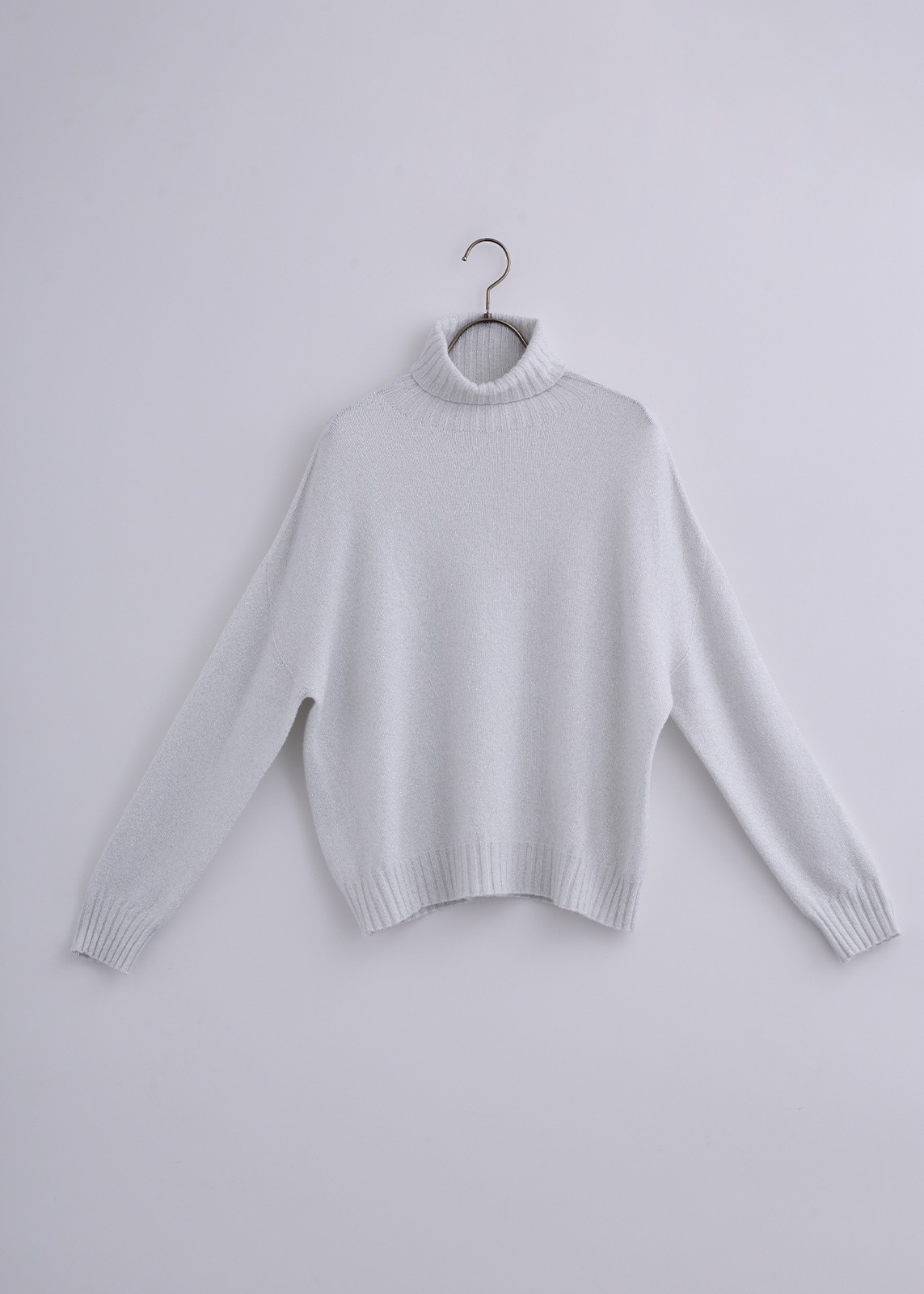 【Femicite】イタリー製 シルキー ラメ ニット