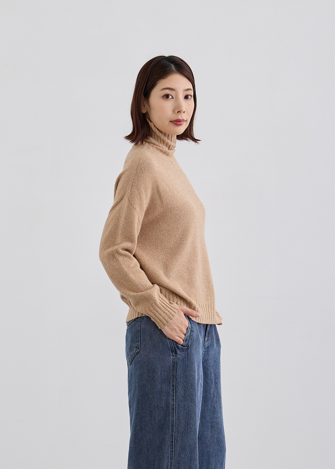 【Femicite】イタリー製 シルキー ラメ ニット