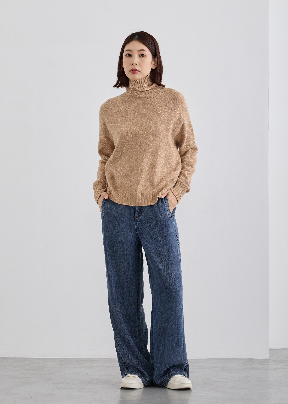 【Femicite】イタリー製 シルキー ラメ ニット