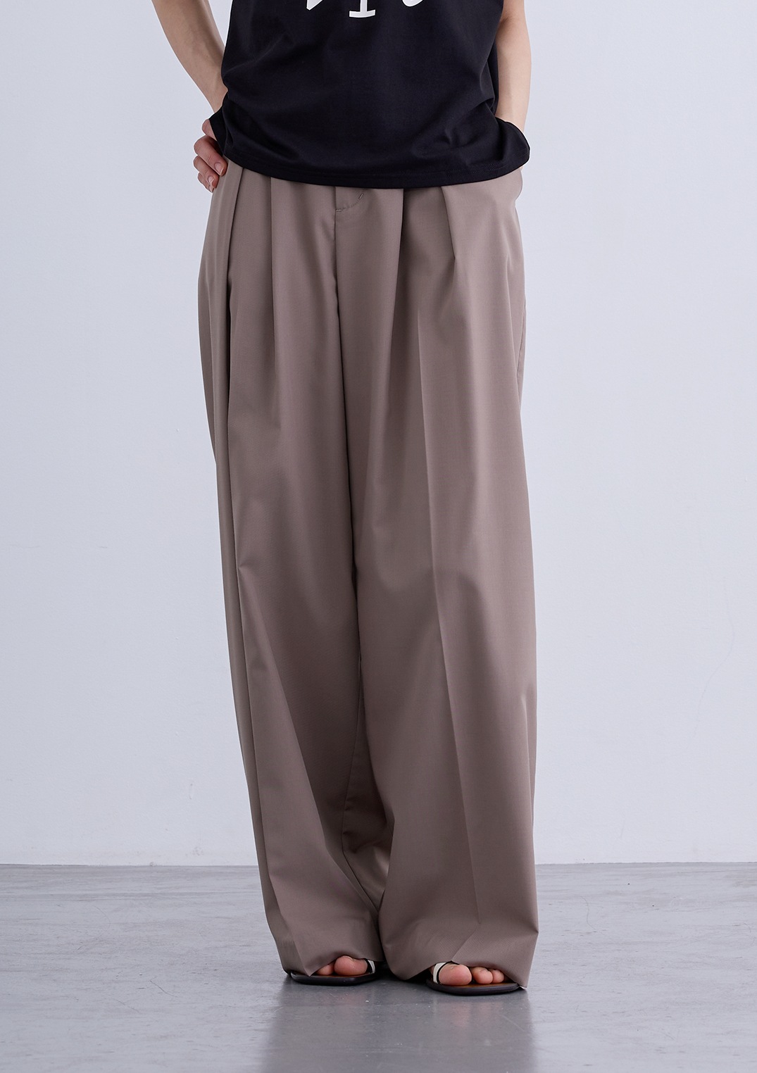 【neuf cent neuf】ライト タッチツイル タック ワイド パンツ
