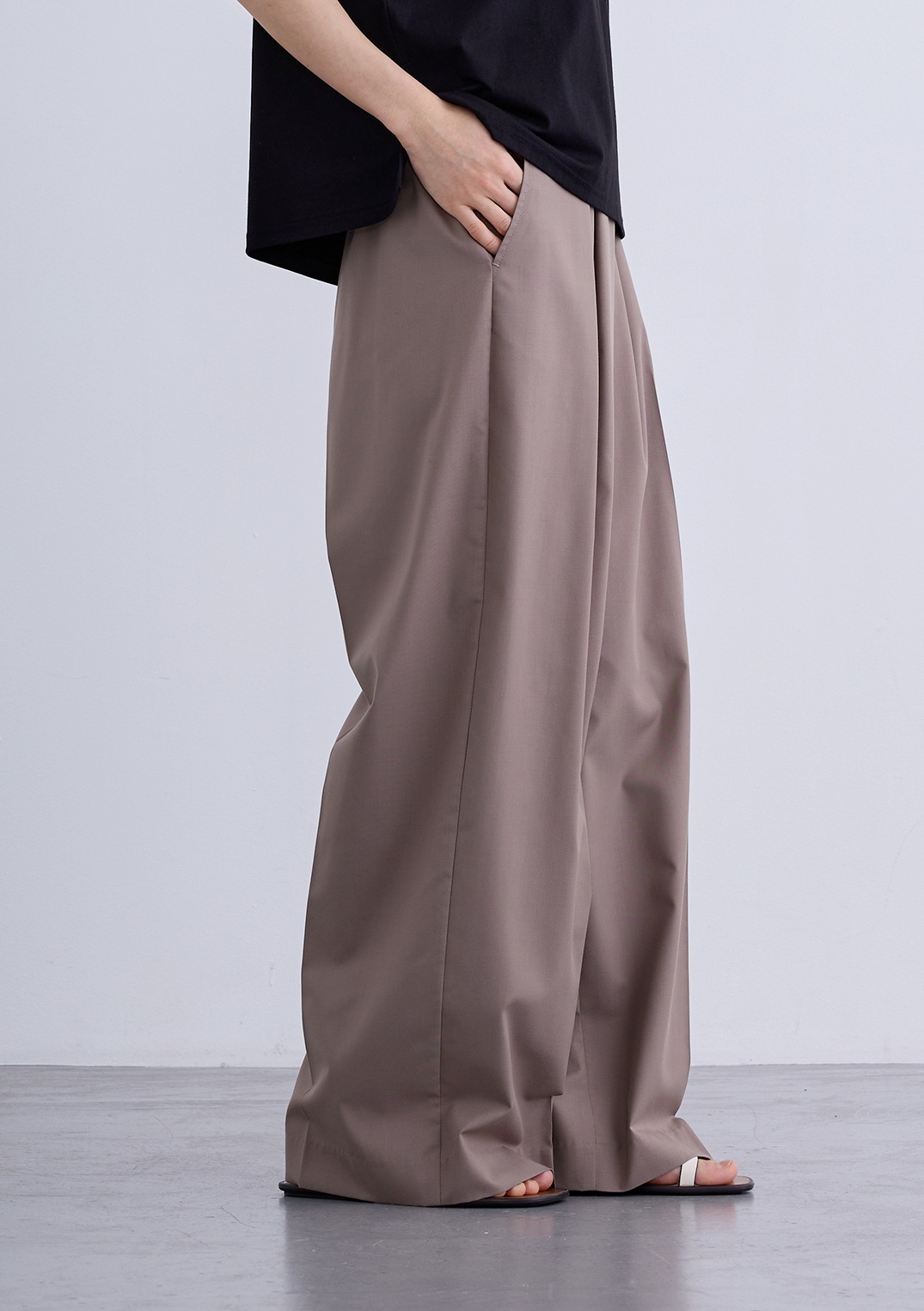 【neuf cent neuf】ライト タッチツイル タック ワイド パンツ