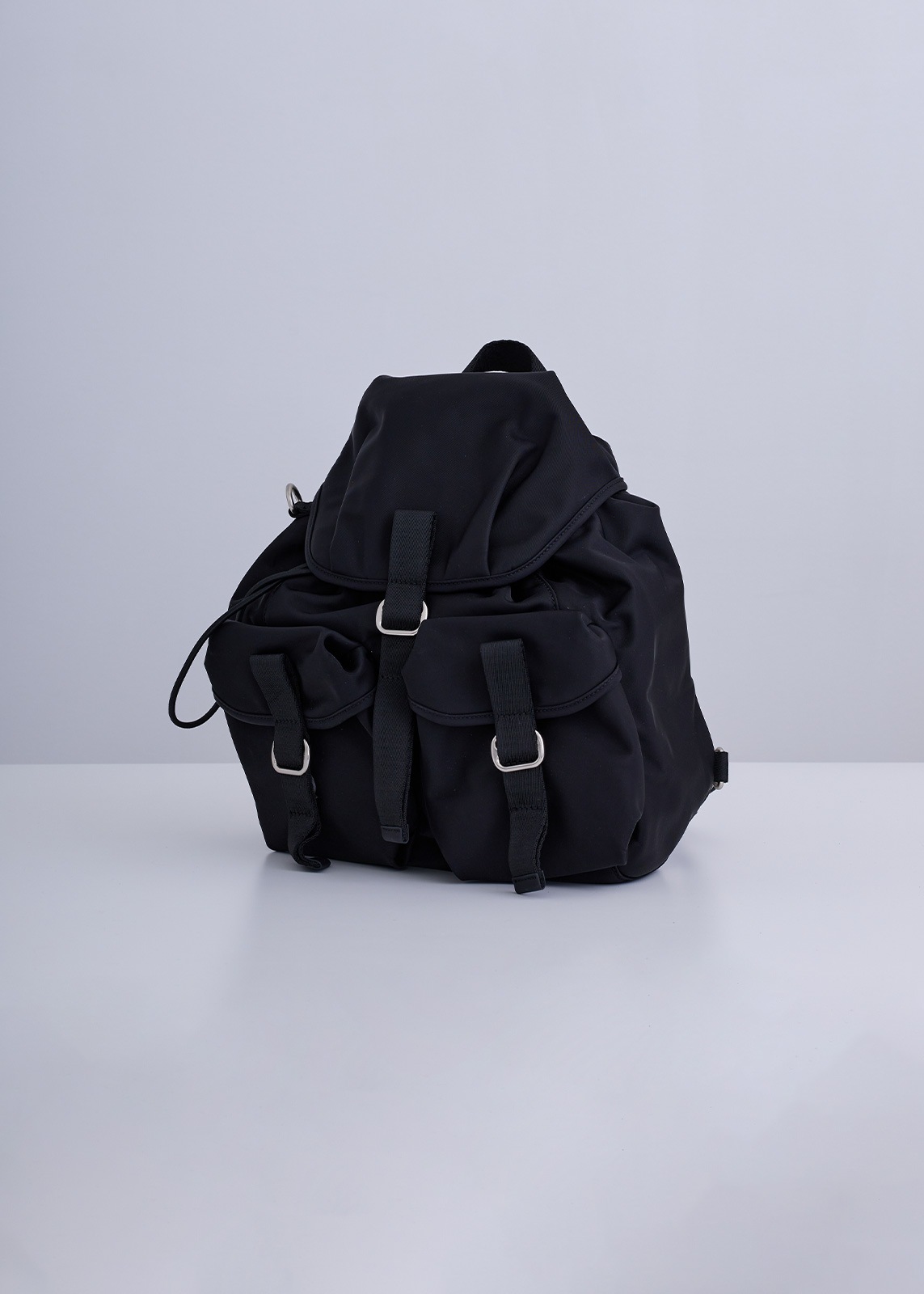 【PLUS an】ストラップ付き 軽量 リュック