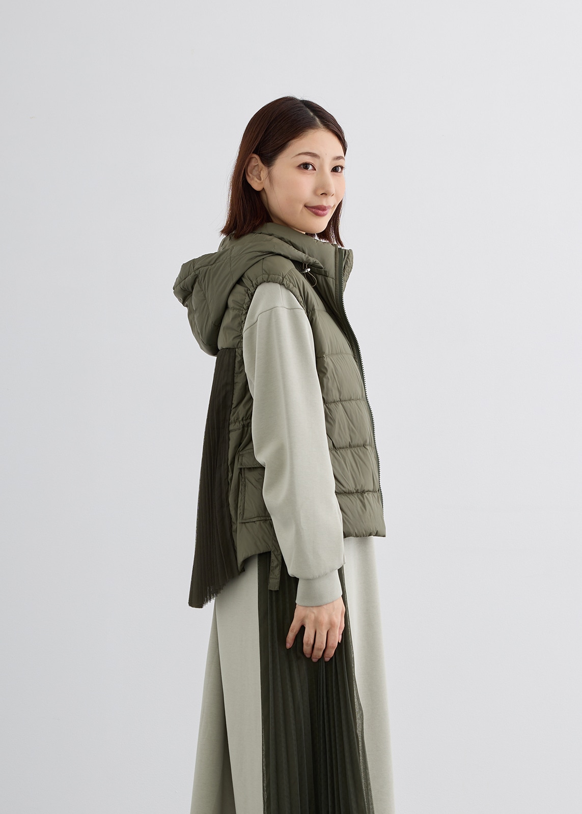 Femicite】コンパクト チュール ダウンベスト | NEW ARRIVAL | Cour