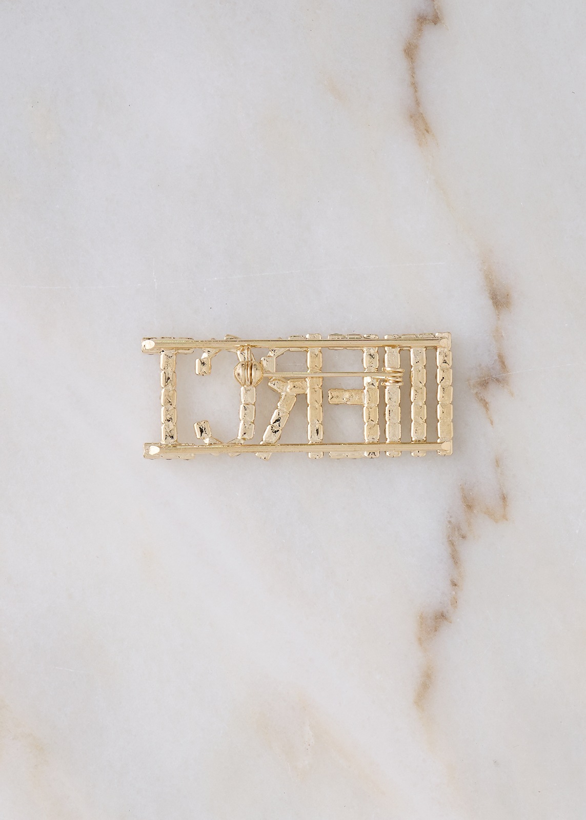 【PLUS an】MERCI ブローチ