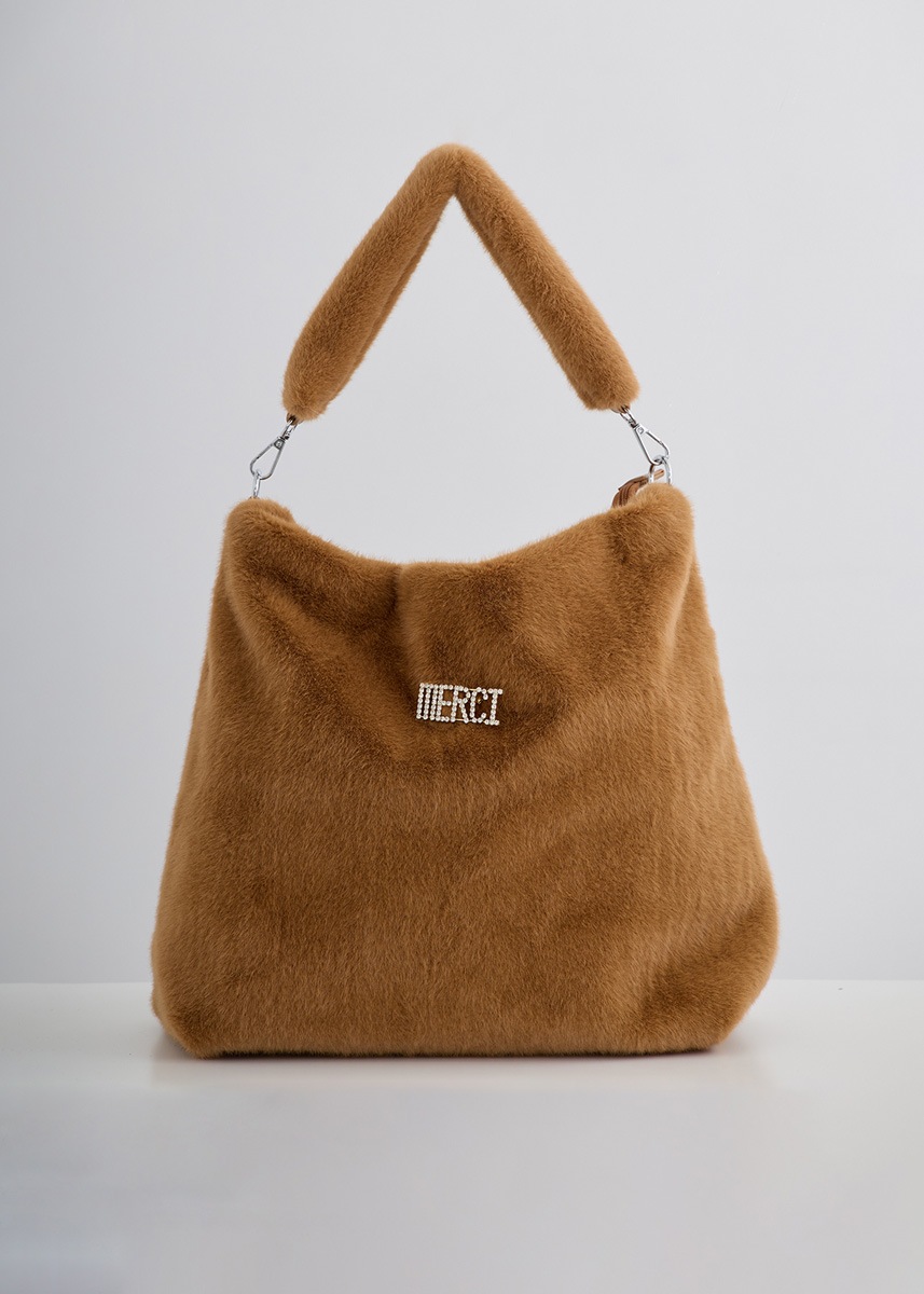 【PLUS an】MERCI ブローチ