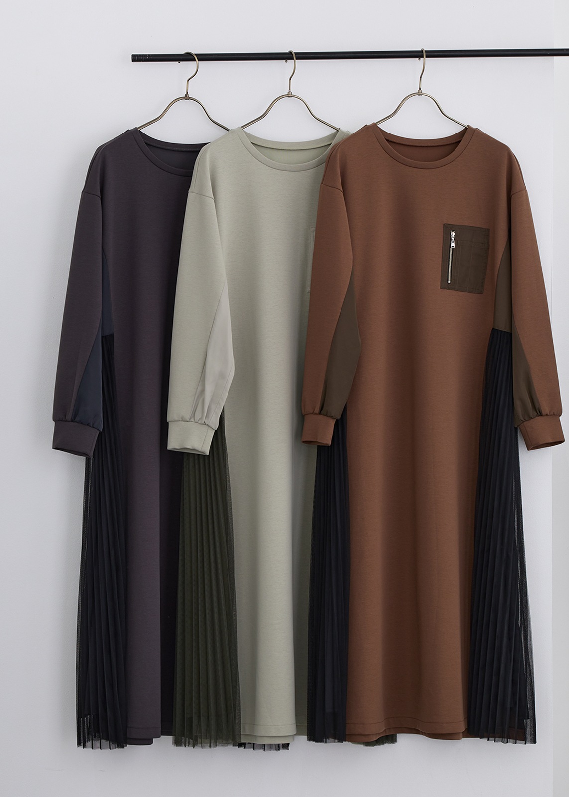 Femicite】 サイド プリーツ ワンピース | NEW ARRIVAL | Cour Carre