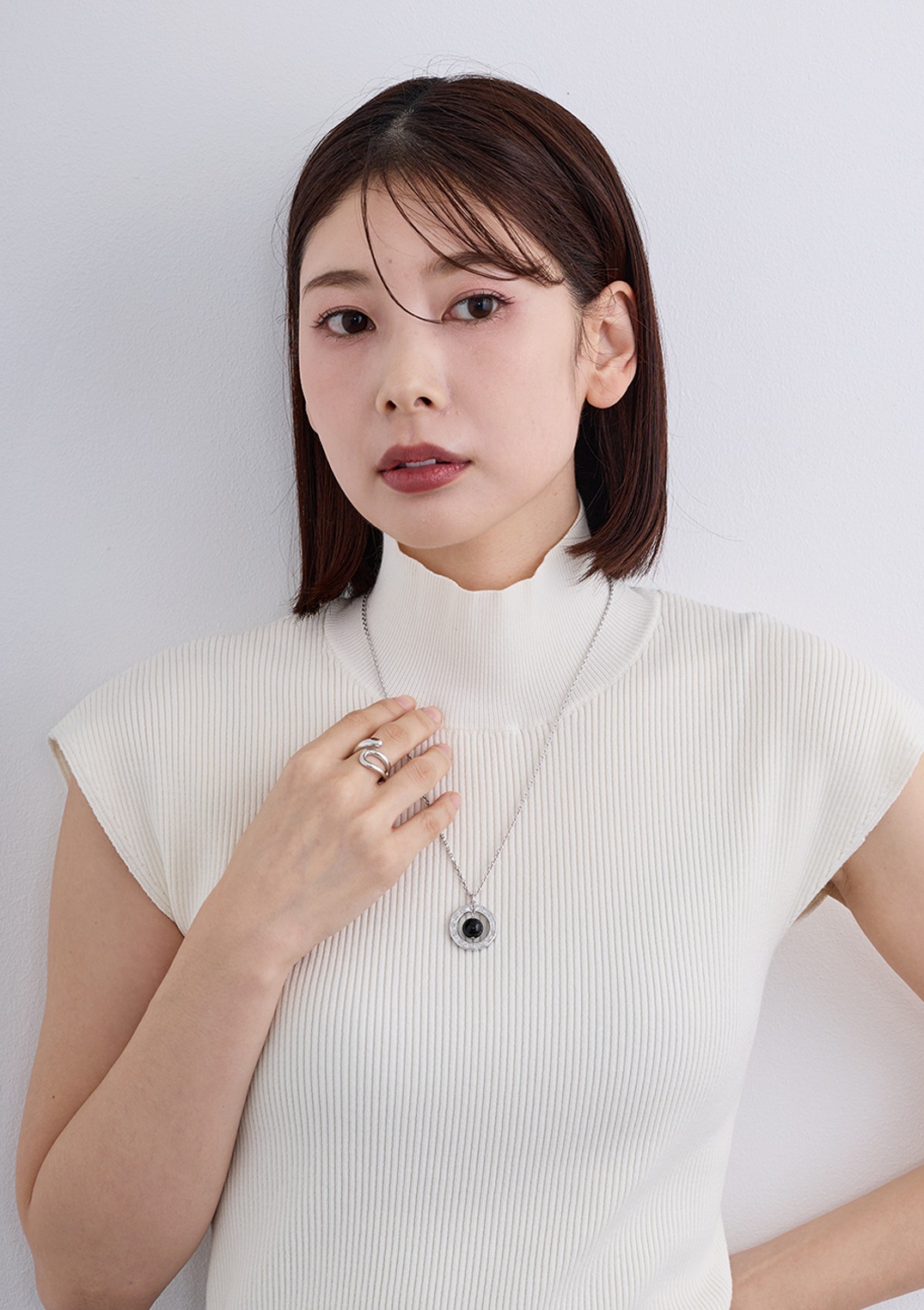 【PLUS an】ローマンリング ブラックストーン ネックレス