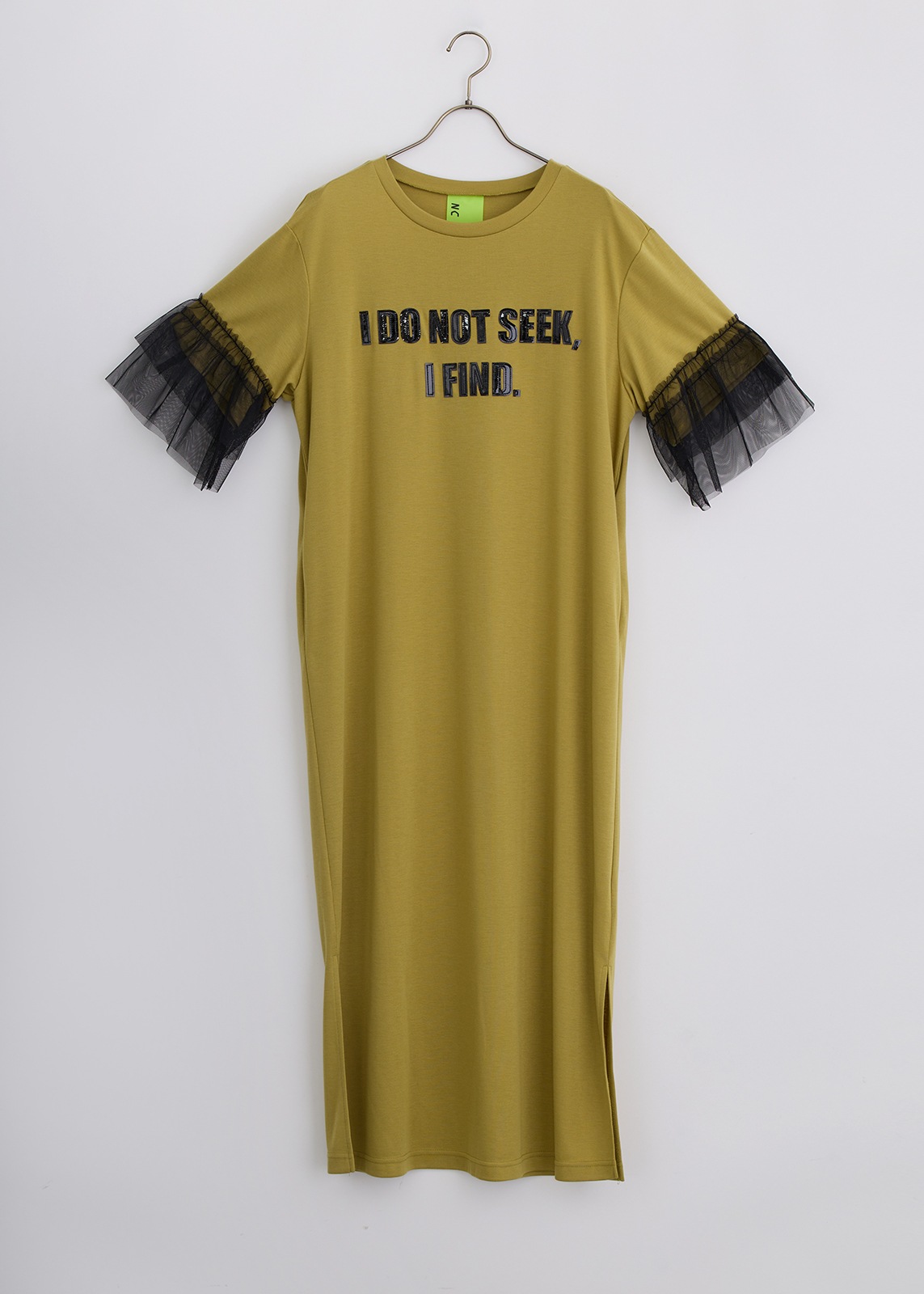 チュールフリルスリーブワンピース