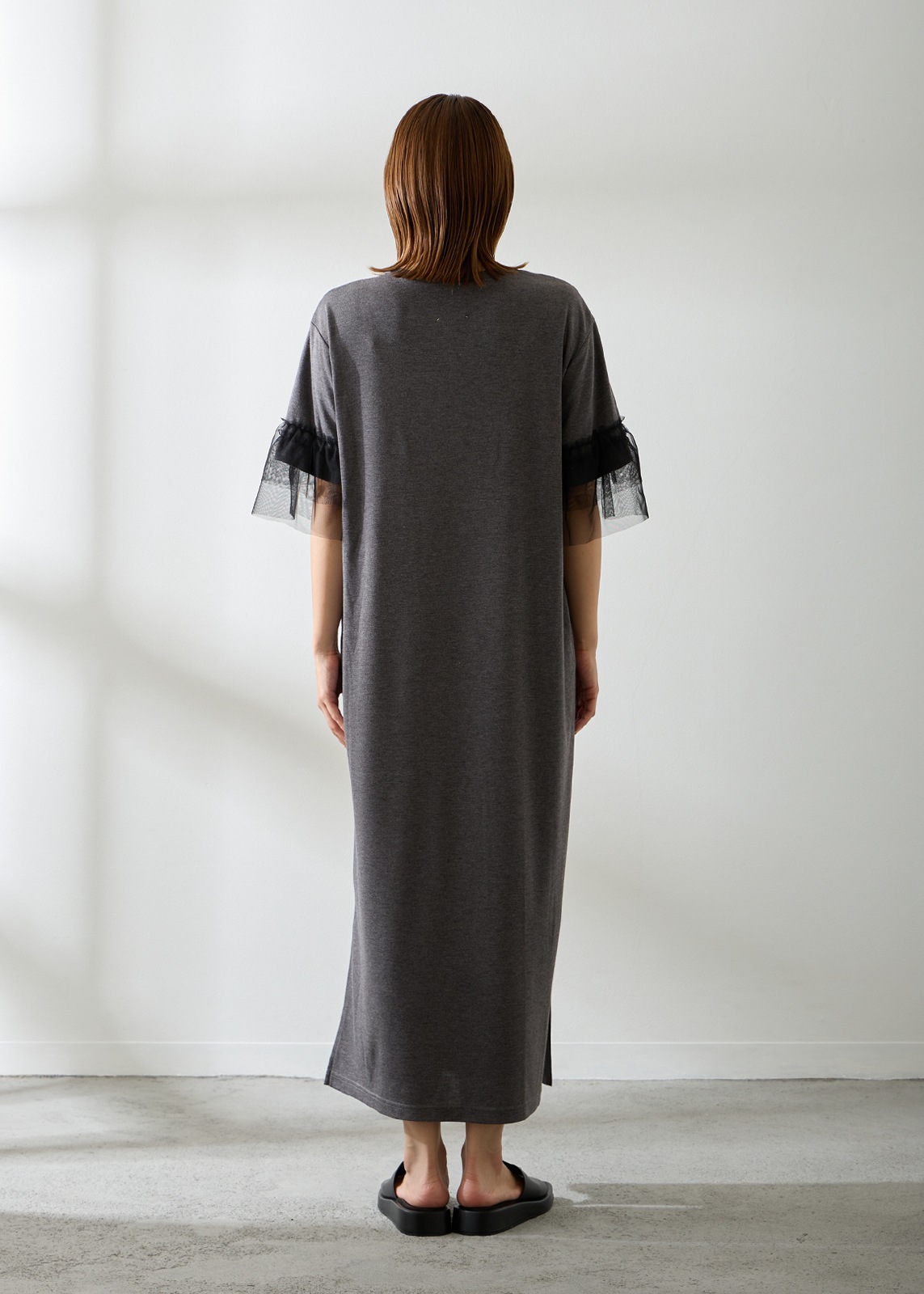 チュールフリルスリーブワンピース