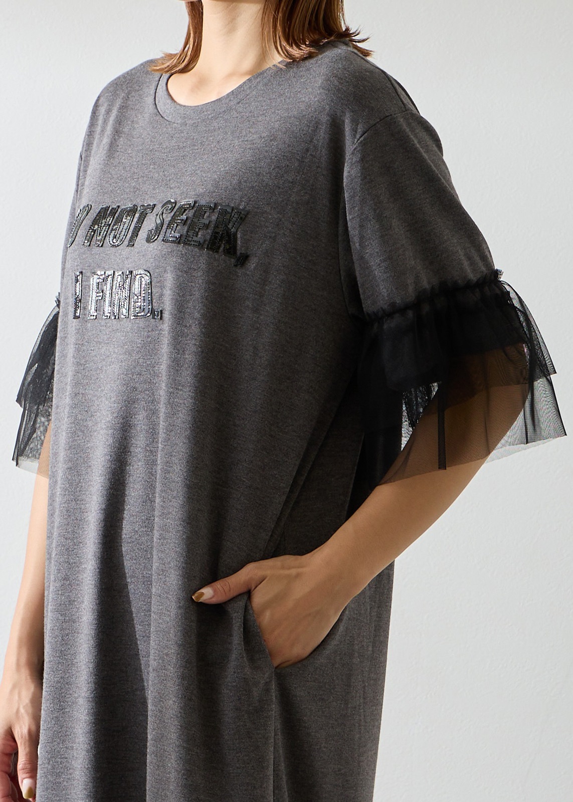 チュールフリルスリーブワンピース