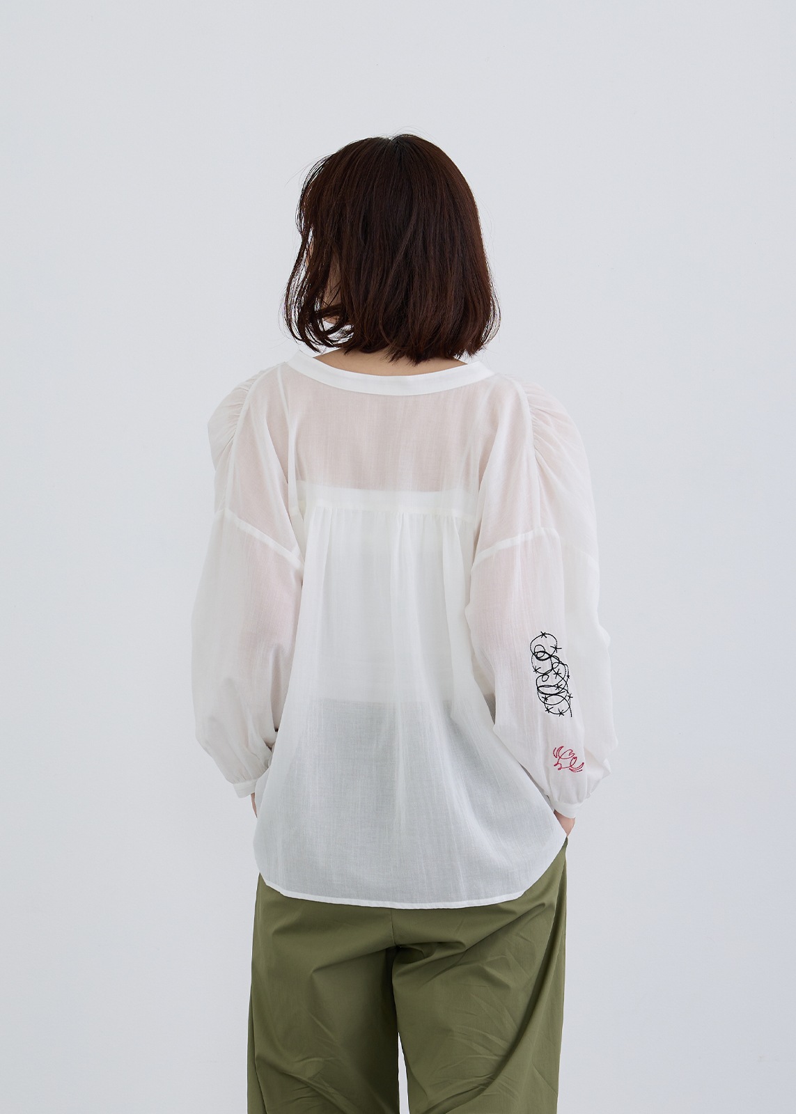 【LUISMARI】エンブロイダリー ブラウス