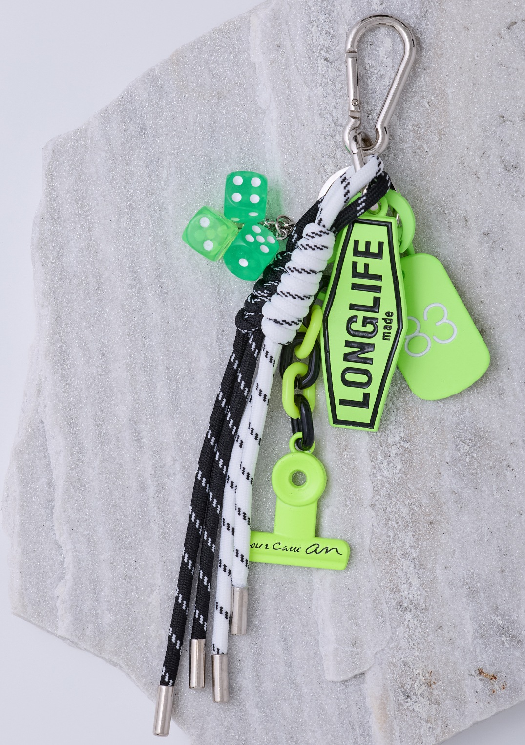 【PLUS an】ジャラジャラ チャーム