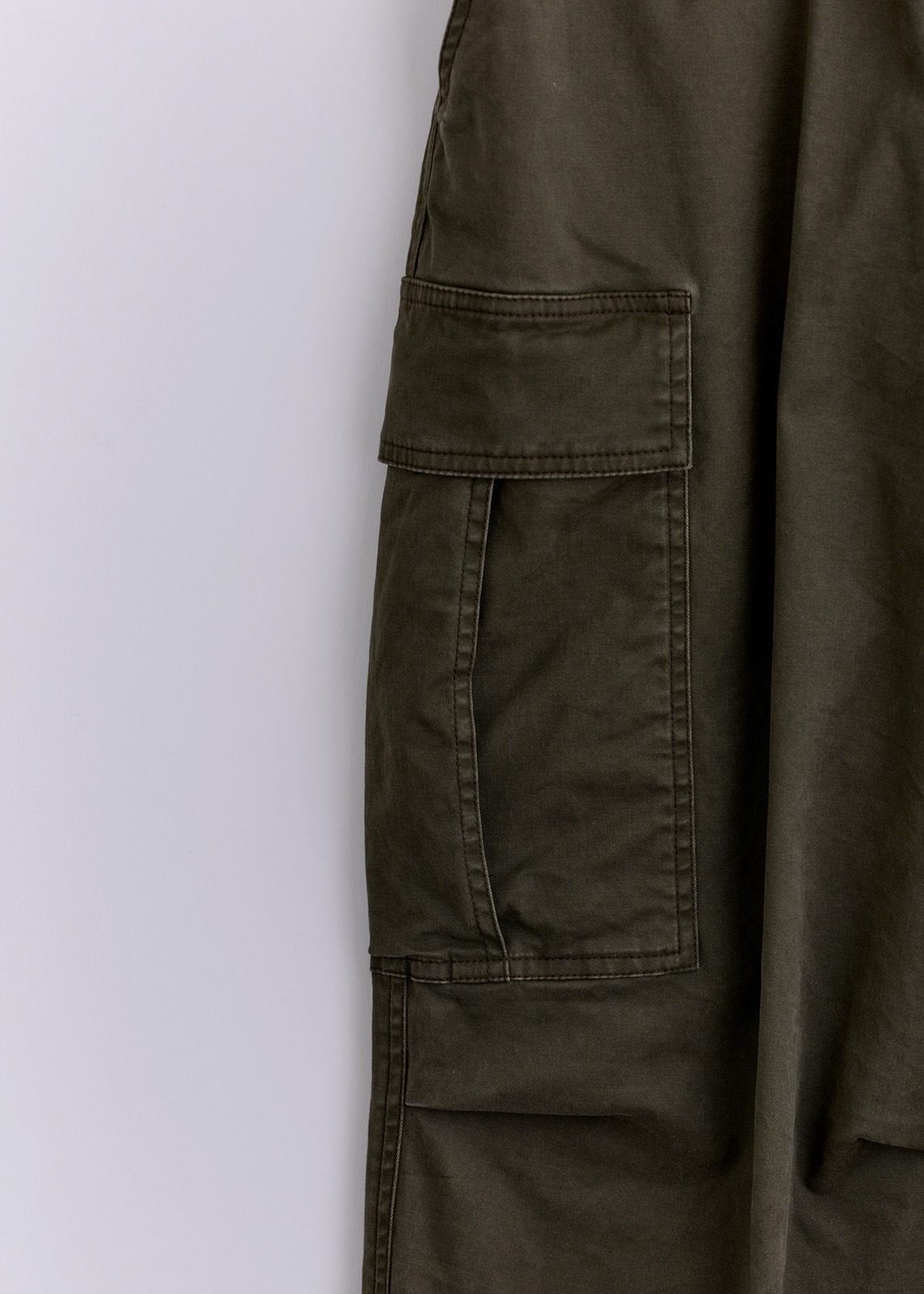 【Femicite】パウダー コットン カーゴパンツ