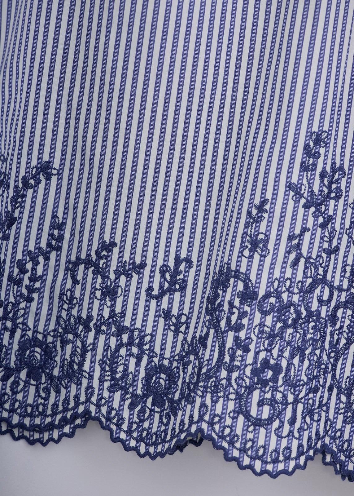 【LUIS MARI】エンブロイダリー ブラウス