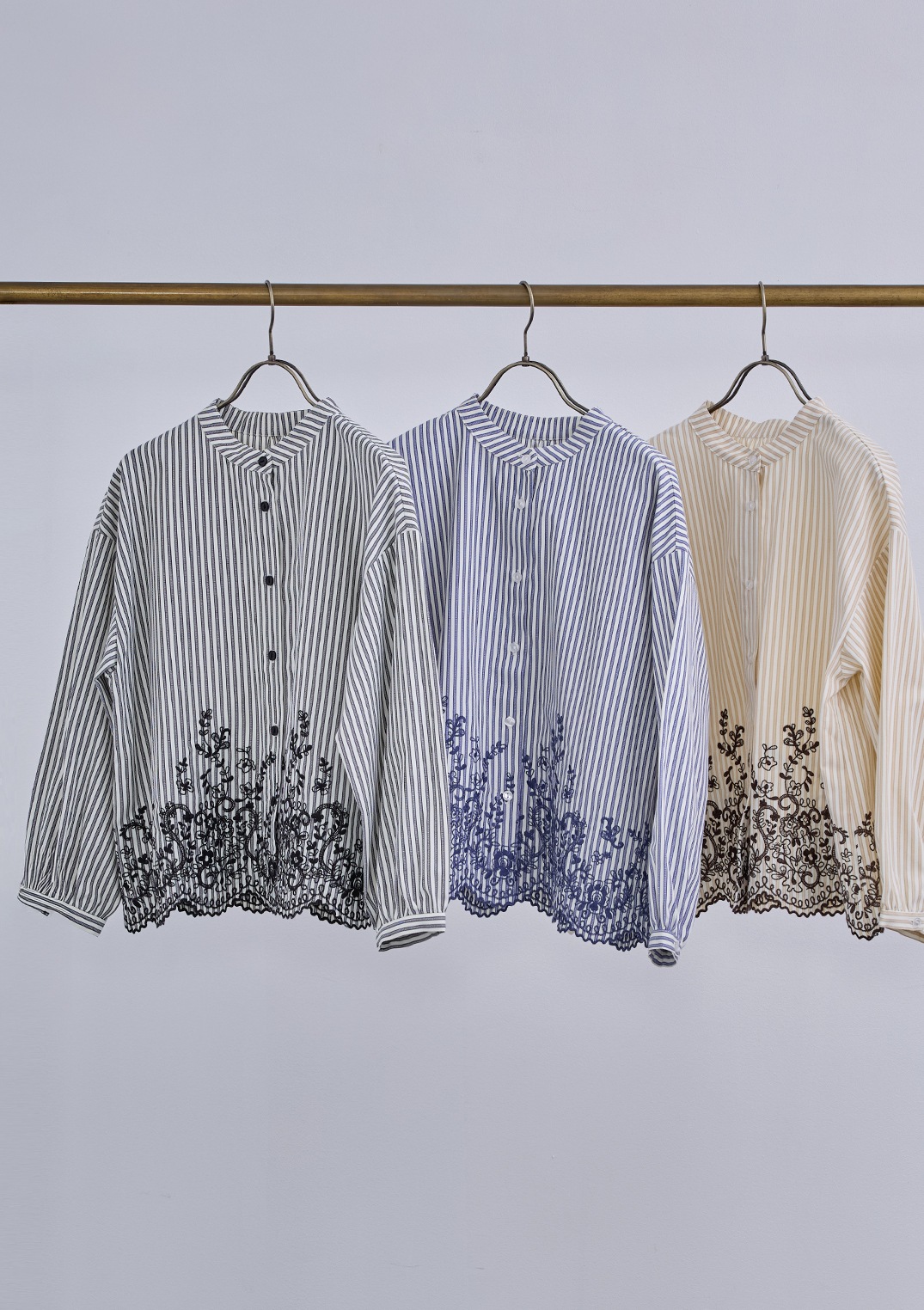 【LUIS MARI】エンブロイダリー ブラウス