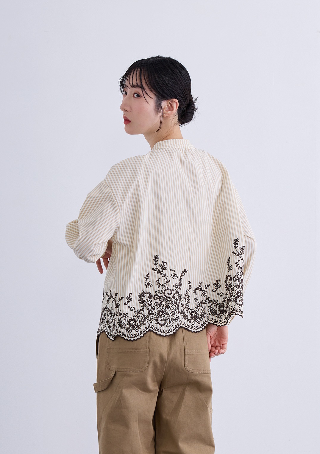 【LUIS MARI】エンブロイダリー ブラウス