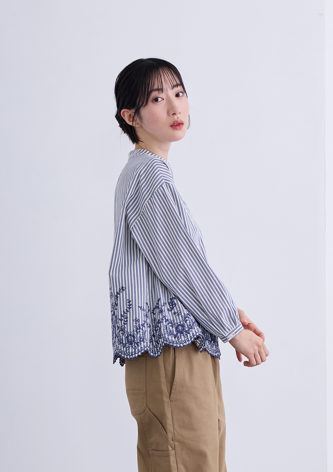 【LUIS MARI】エンブロイダリー ブラウス