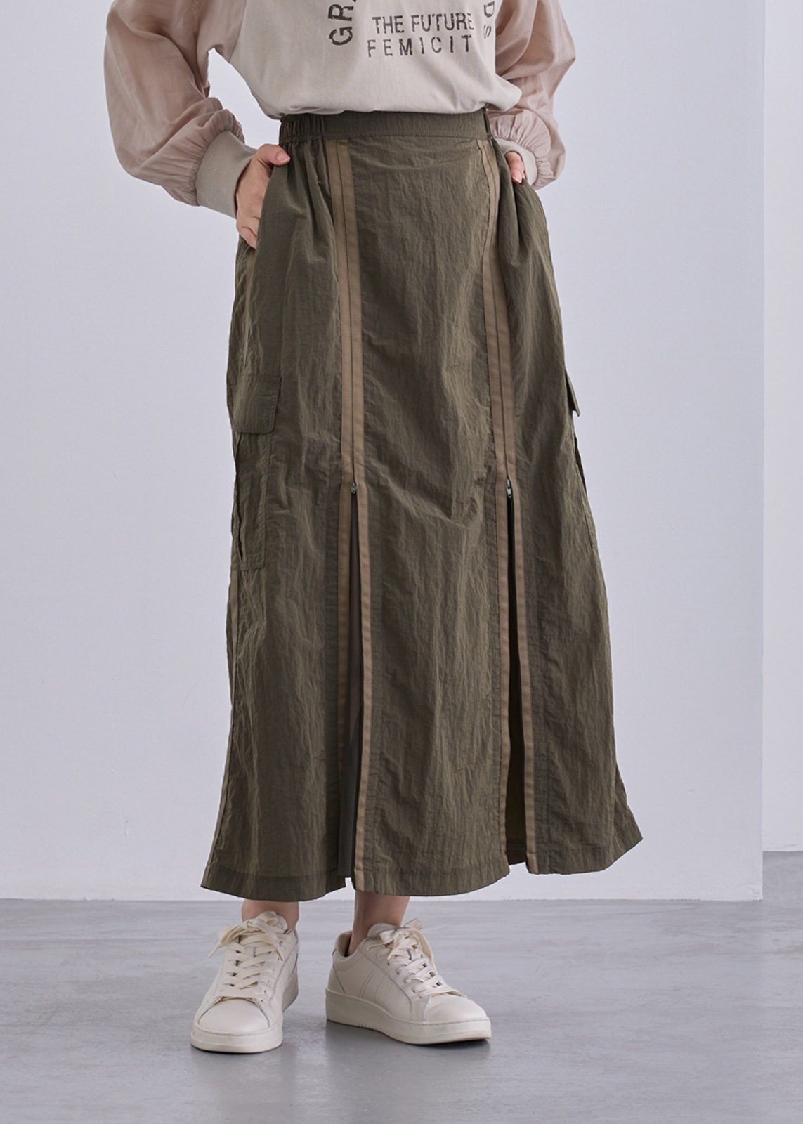 【Femicite】シャイニー タフタ スカート
