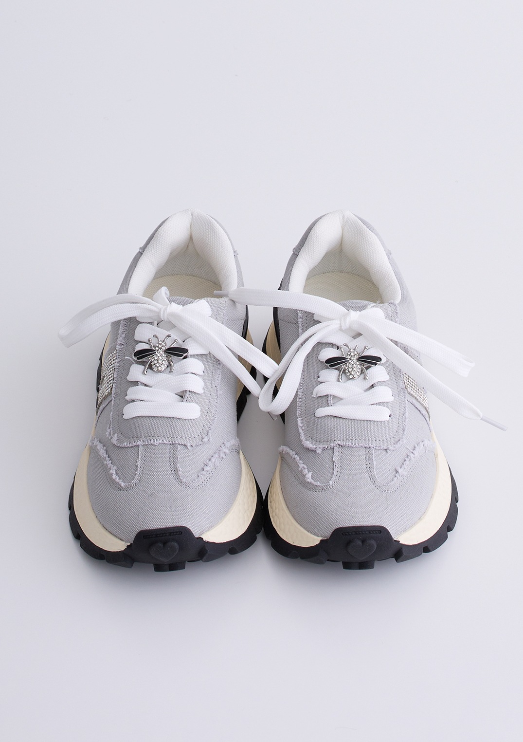 Cour Carre an】ハチスニーカー | NEW ARRIVAL | Cour Carre an ONLINE