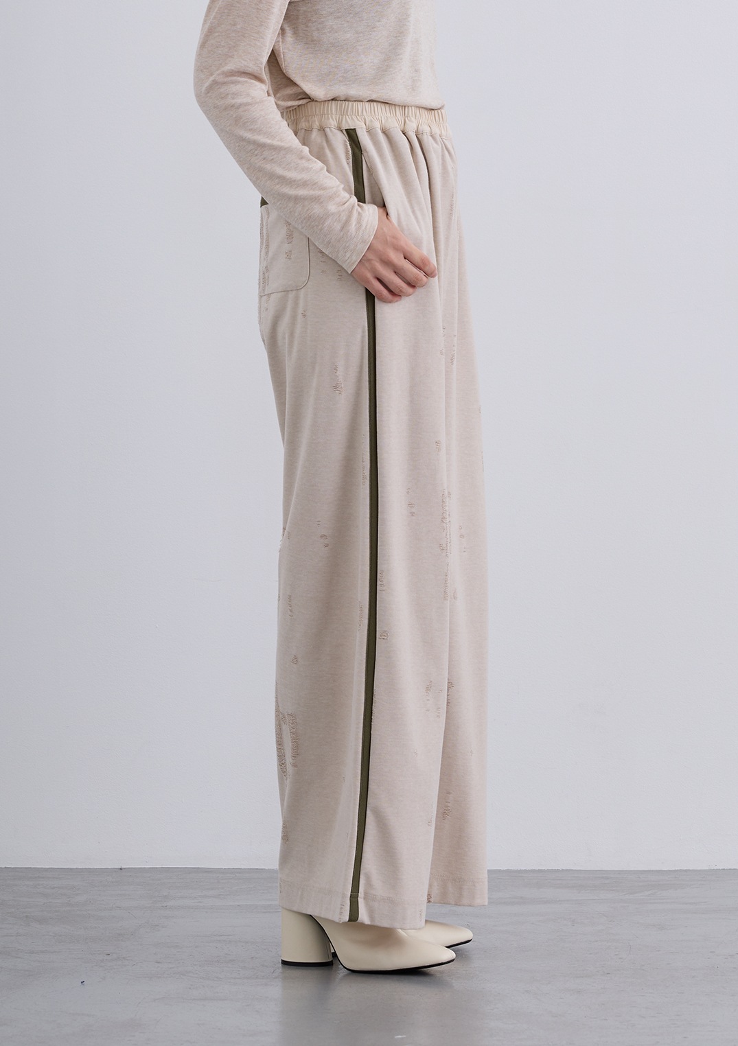 【Femicite】ダメージ スパン パンツ