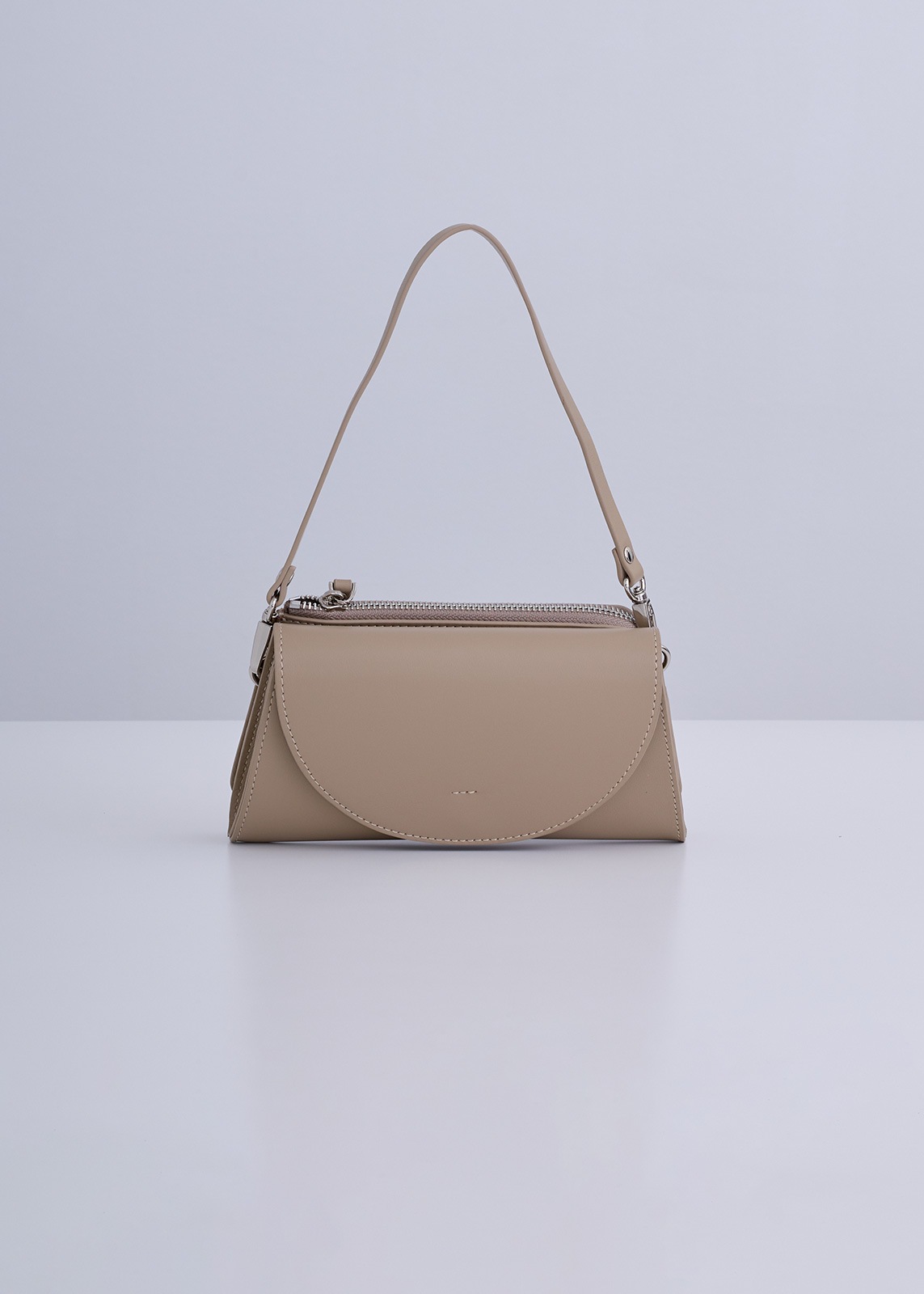 【SUMMER SALE】【story.】フラップ ボディ バッグ〈ベルト・ショートストラップ付き〉