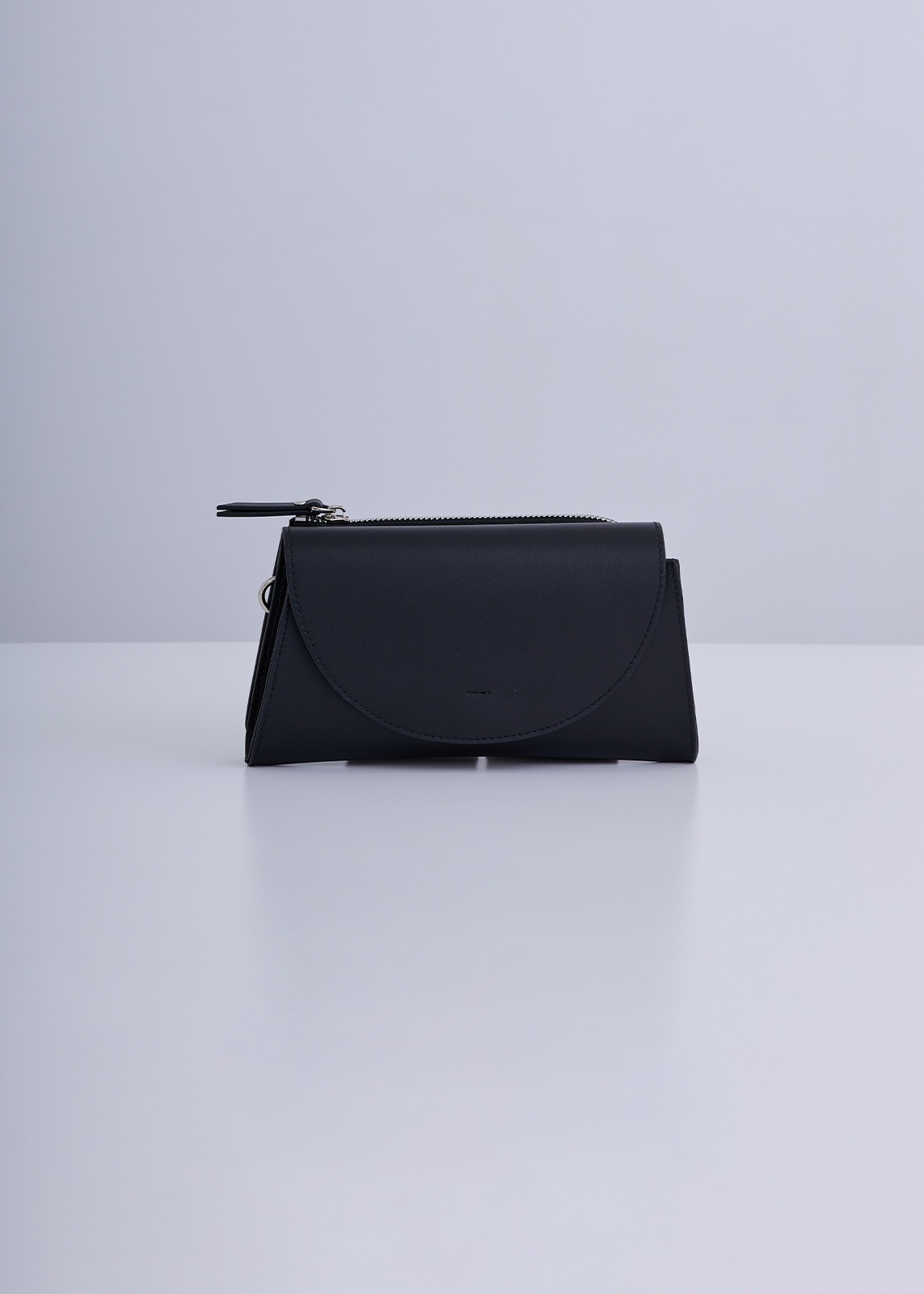 【SUMMER SALE】【story.】フラップ ボディ バッグ〈ベルト・ショートストラップ付き〉